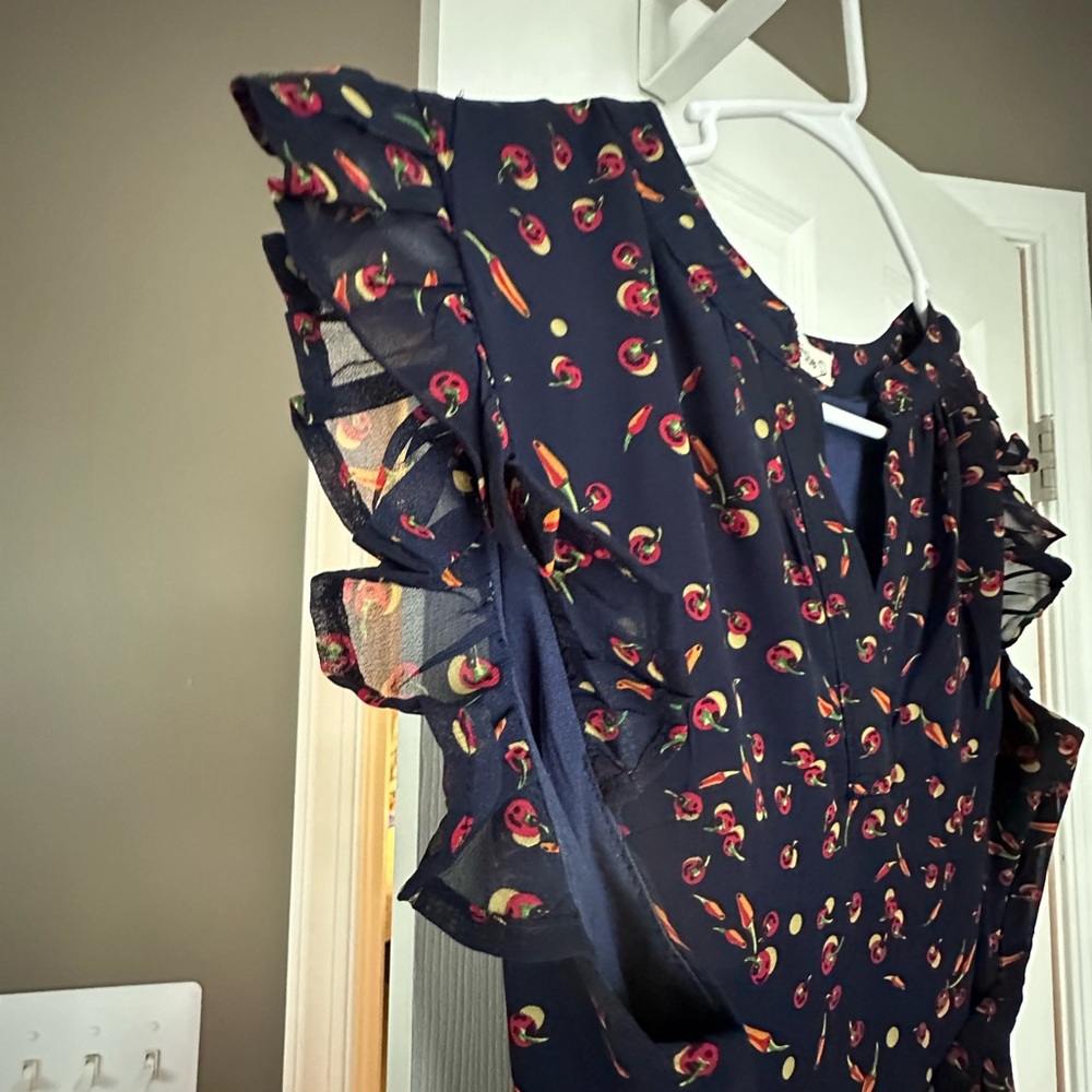 Super cute pepper print dress.
